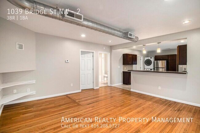 Photo - 1039 Bridge St NW Unit 2