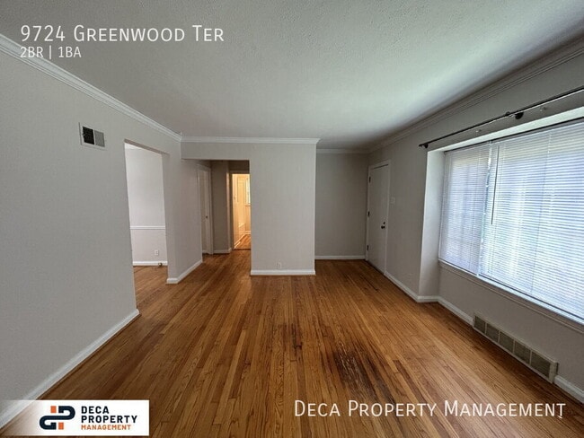 Photo - 9724 Greenwood Terrace