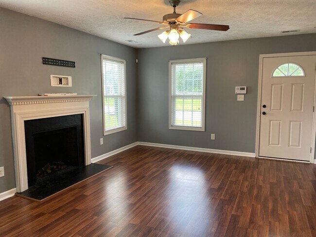 Photo - Charming 3 Bed 2 Bath Raeford Home with Fenced Backyard