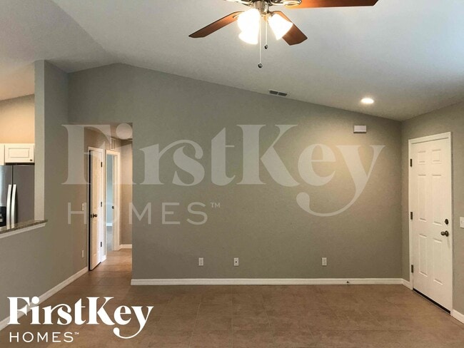 Photo - 6168 Lomax St