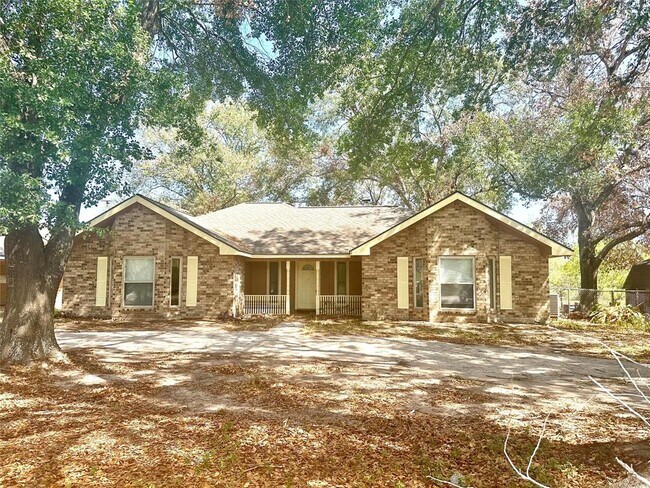 Photo - 1523 S Persimmon St