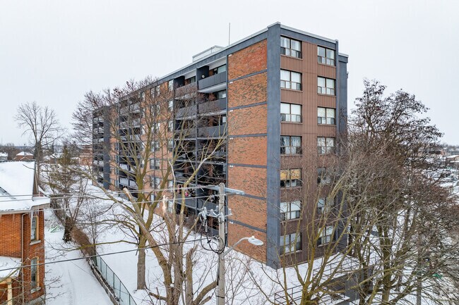 Photo - Hillview Towers