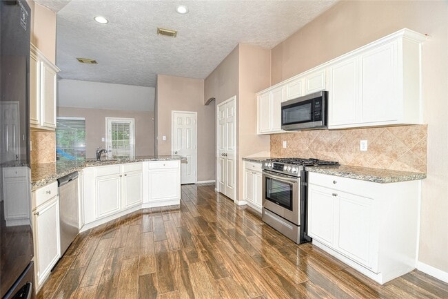 Photo - 25923 Marshbrook Ln
