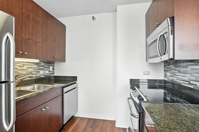 Photo - 504 N Kingsbury St