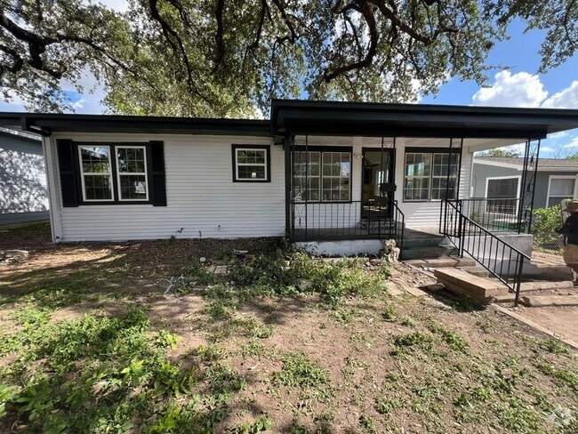 Building Photo - FOR RENT – 3 Bed / 1 Bath Home in San Anto...