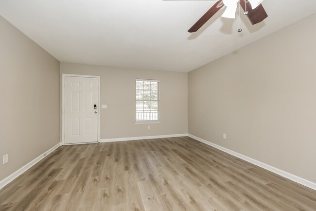 Photo - 141 Bill Stewart Blvd