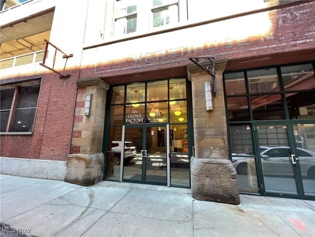 Photo - 635 W Lakeside Ave Unit 100 A1