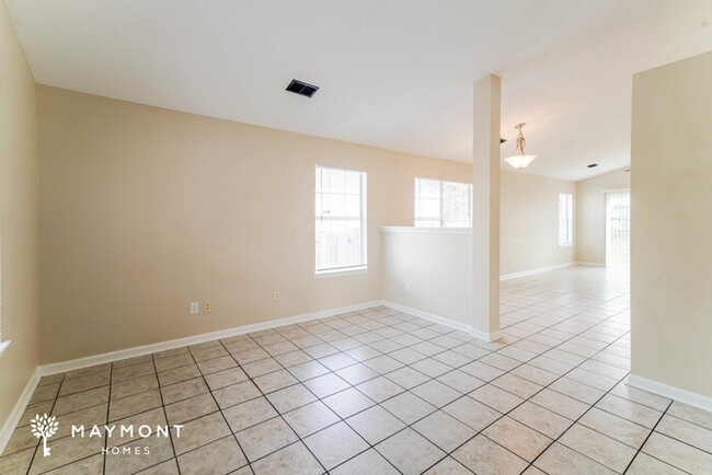 Photo - 7 Brushwood Ct