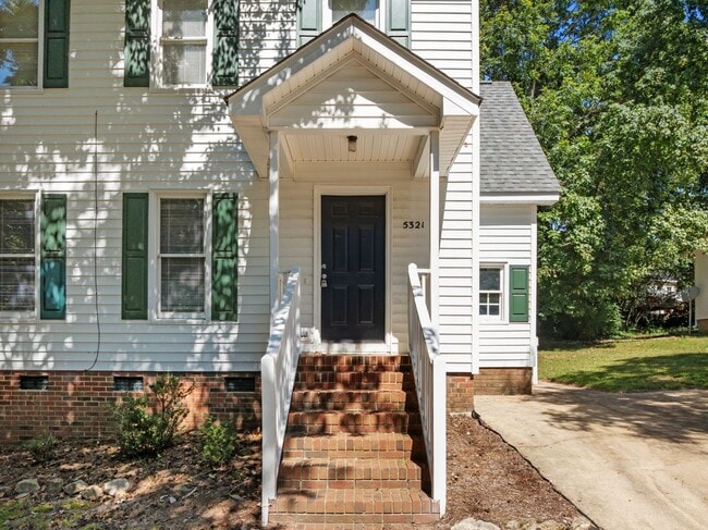 Photo - Spacious 3 Bedroom Home, LVP Floors, Updated Kitchen, New Cabinets, Granite, SS Appliances, Pet F...