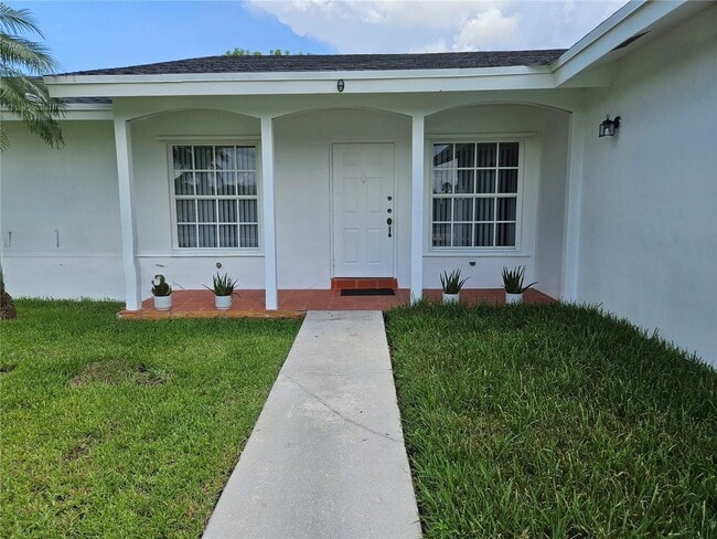 Building Photo - 14075 SW 45th Ter Rental