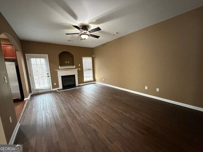 Photo - 2473 Capella Cir SW