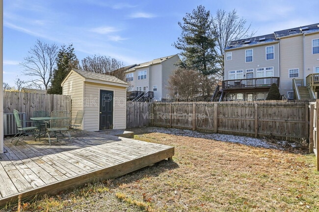 Photo - 2930 Queensland Dr