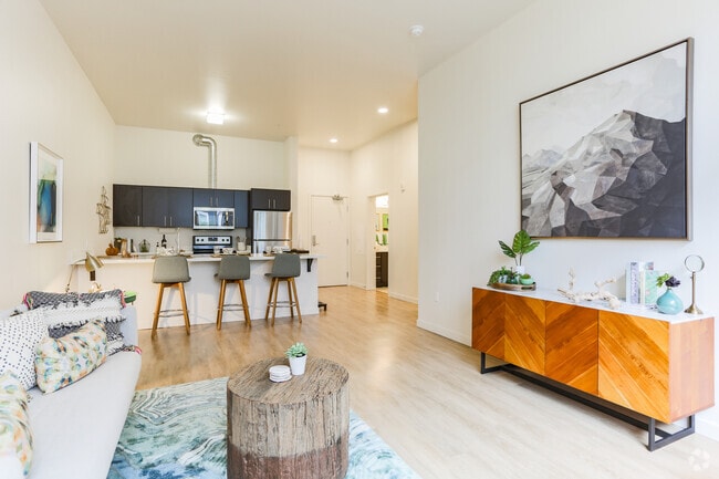 Photo - Attwell off Main