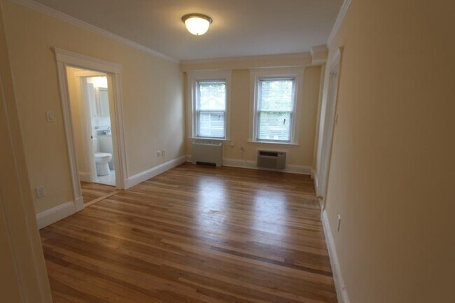 Building Photo - 1.0 bedroom in Cambridge Massachusetts 02138 Rental
