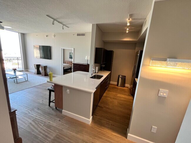 Photo - 550 Okeechobee Blvd Unit Uph-17