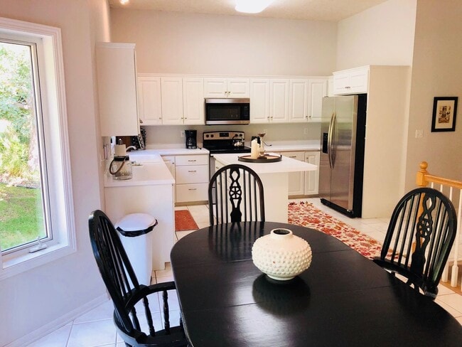 Photo - Rochester Executive Home