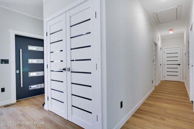 Photo - 1540 Lake Ln