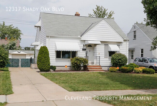 Updated Garfield Hts Bungalow - Updated Garfield Hts Bungalow House