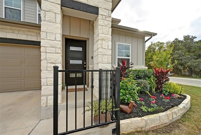 Photo - 911 Bright Gemstone Wy