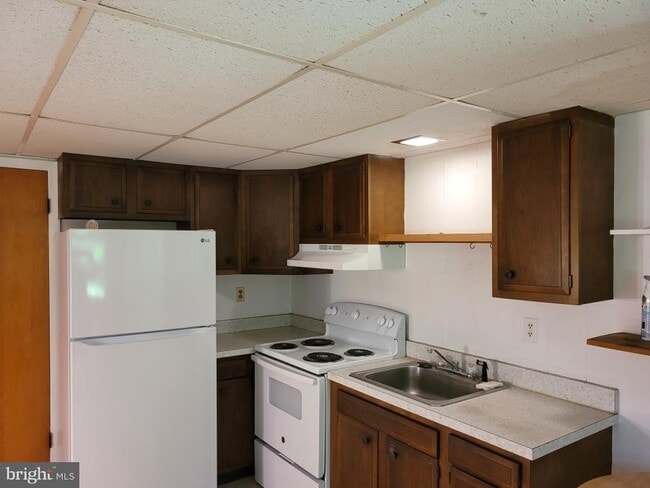 Photo - 816 S Main St Unit APT 2