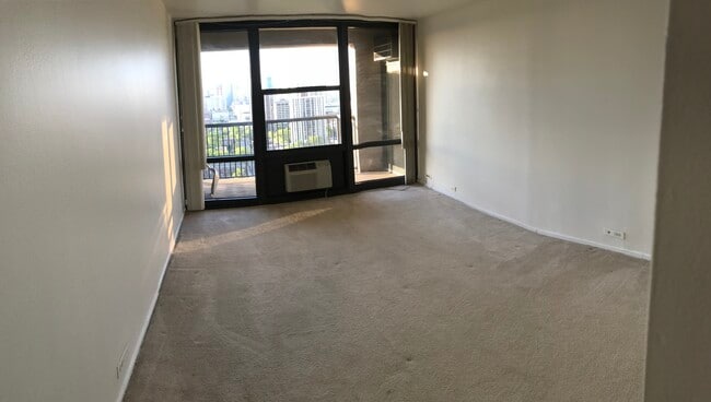 Photo - 3001 S Michigan Ave Unit 23