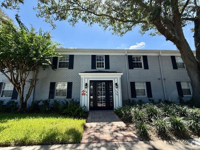 Building Photo - STRATFORD CONVENIENT 1/1 CONDO IN SEMINOLE...