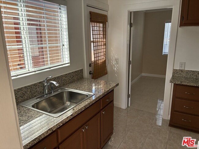 Photo - 317 N Coronado St