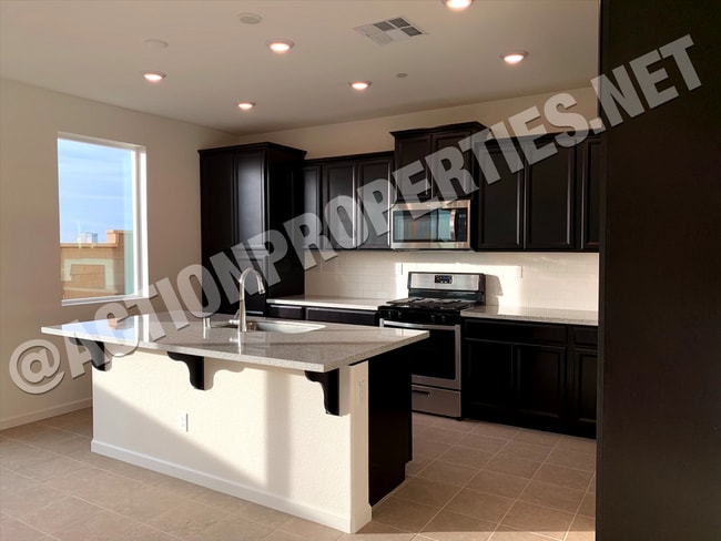 Photo - Rocklin Meritage Durango Subdivision - 2 S...