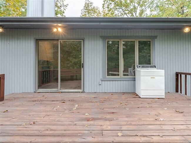 Photo - 40 Sandwick Dr