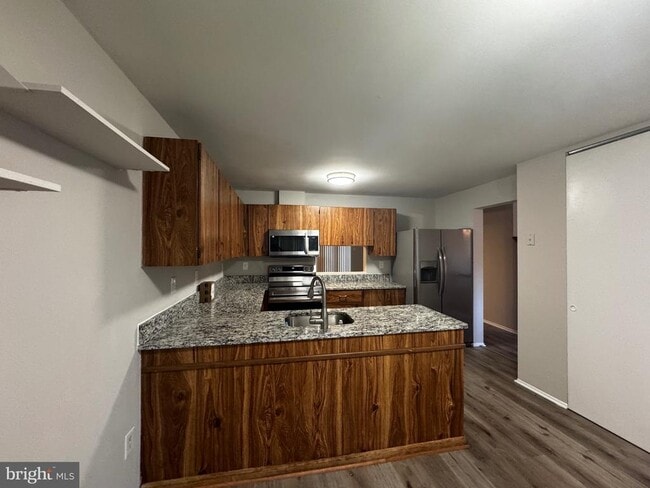 Photo - 9728 Summer Park Ct