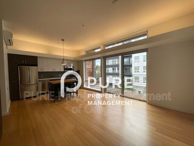 Photo - 1455 N Killingsworth St Unidad 317