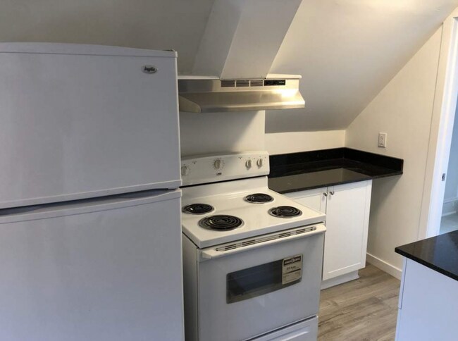 Photo - 379 Cooper St Unit 9