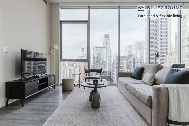 Photo - 8 E Huron St Unidad FL21-ID1113