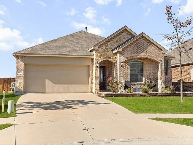 Building Photo - 7101 Crepe Myrtle Ave