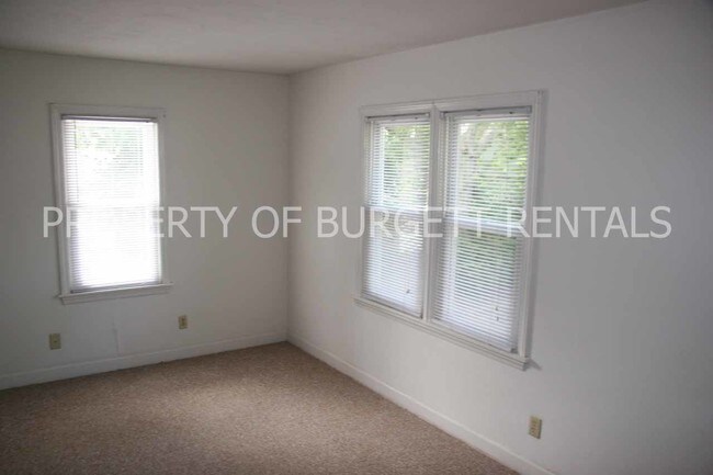 121 W Stadium Ave Unit 1
