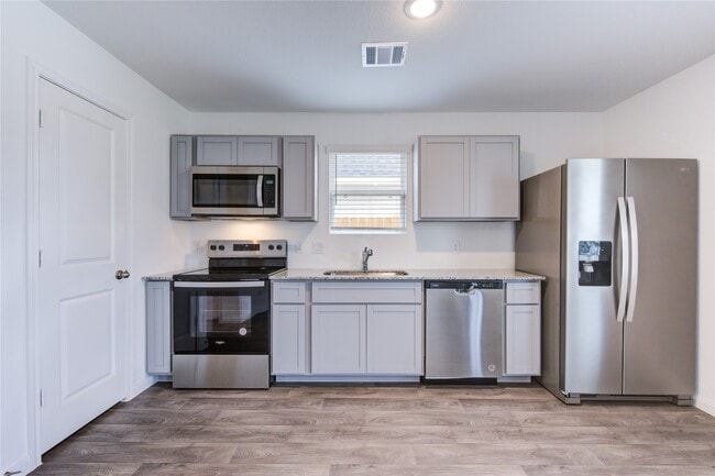 Photo - 16787 N Marie Vlg Dr