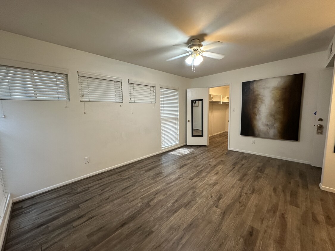 Photo - 3705 S Terrace Rd (Tempe, AZ)