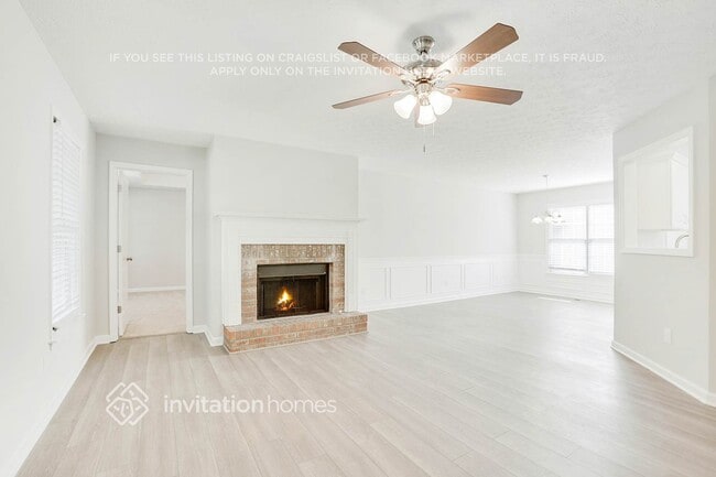 Photo - 460 Austin Dr