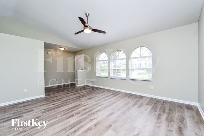 Photo - 3330 SW 27th Ave