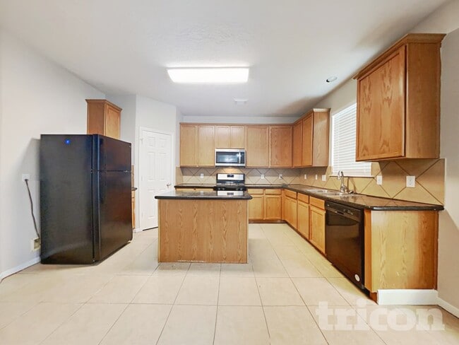 Photo - 21526 Lovis Way