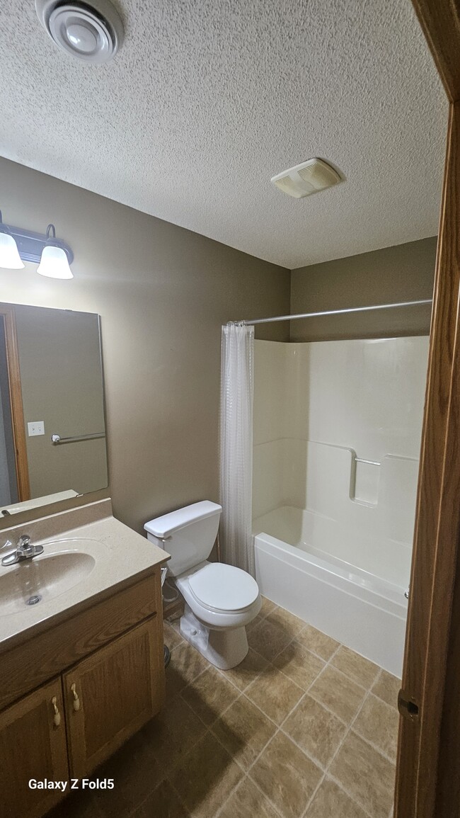 Photo - 18110 Vance Cir NW Unit B