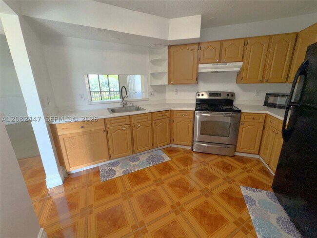 Photo - 1190 Washington 1190E Unit 1190E