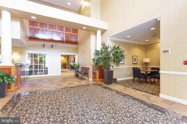 Photo - 2726 Gallows Rd Unidad 705