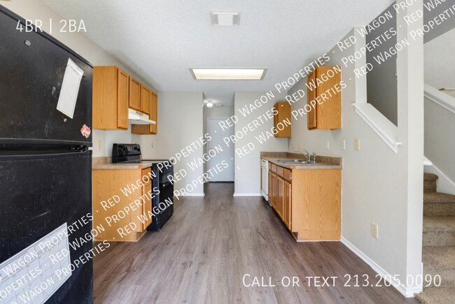 Photo - 13922 Villa Camino