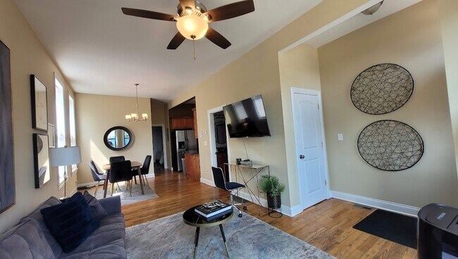 Photo - 1612 W 17th St