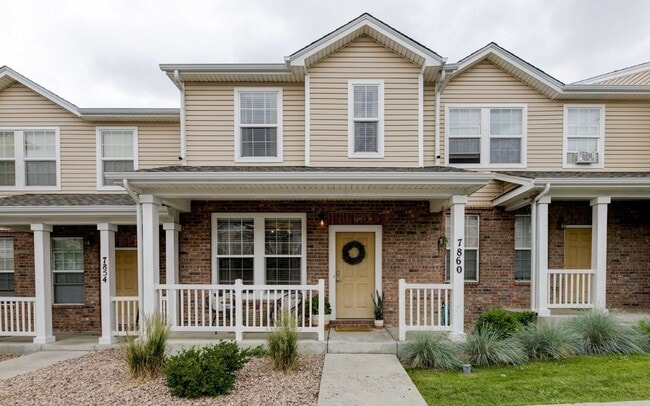 Building Photo - 7860 Sandy Springs Point