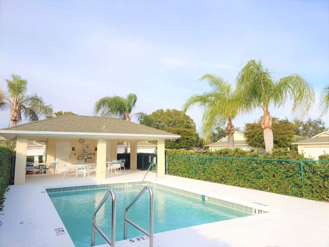 Photo - Seasonal Short-Term Villa located in the Auburn Cove Community with Community Pool!
