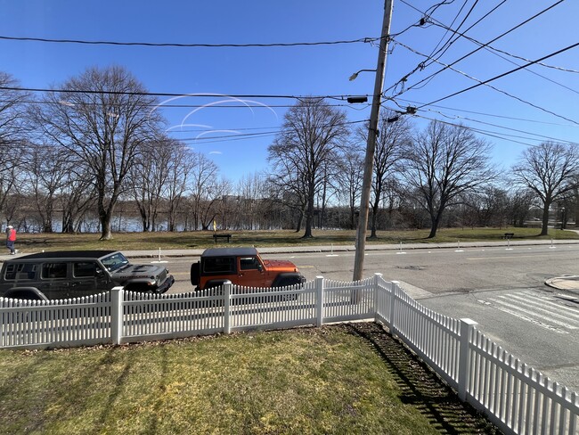 Photo - 121 Shore Dr Unit 121