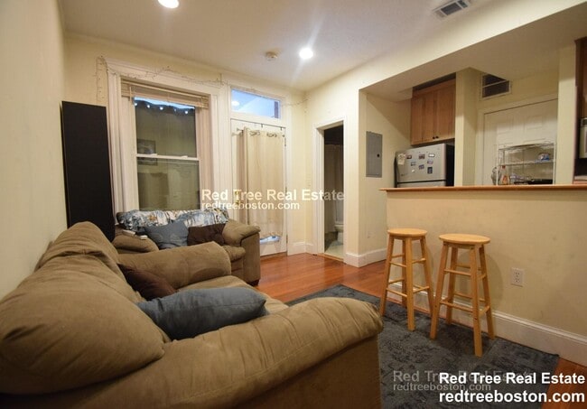 Photo - 191 Winthrop Rd Unit 4