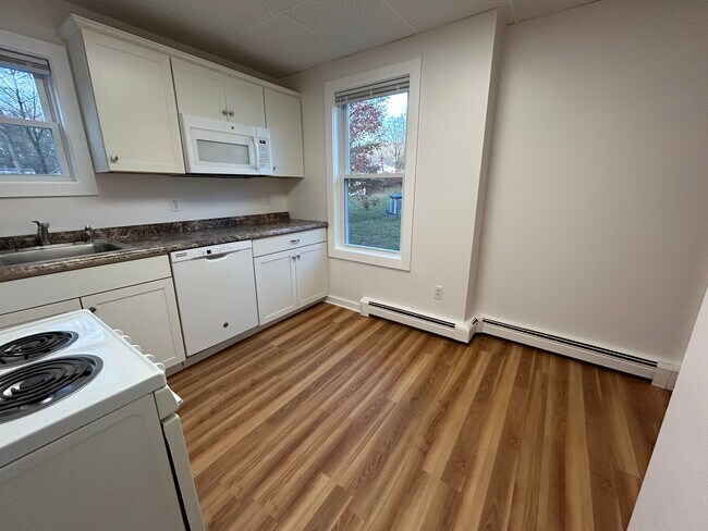 Photo - 12 Everett St Unit 12